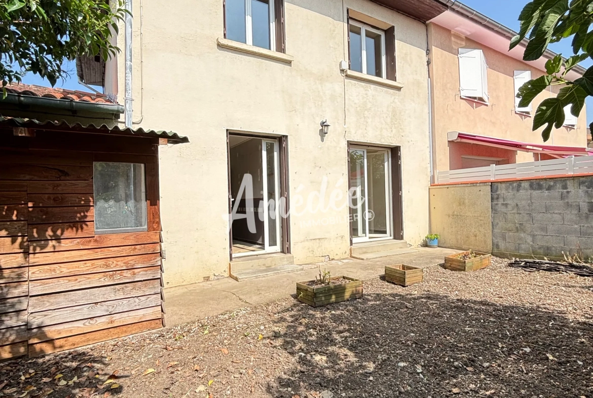 Maison familiale à rénover avec jardin et garage dans le secteur du Stadium à Albi 