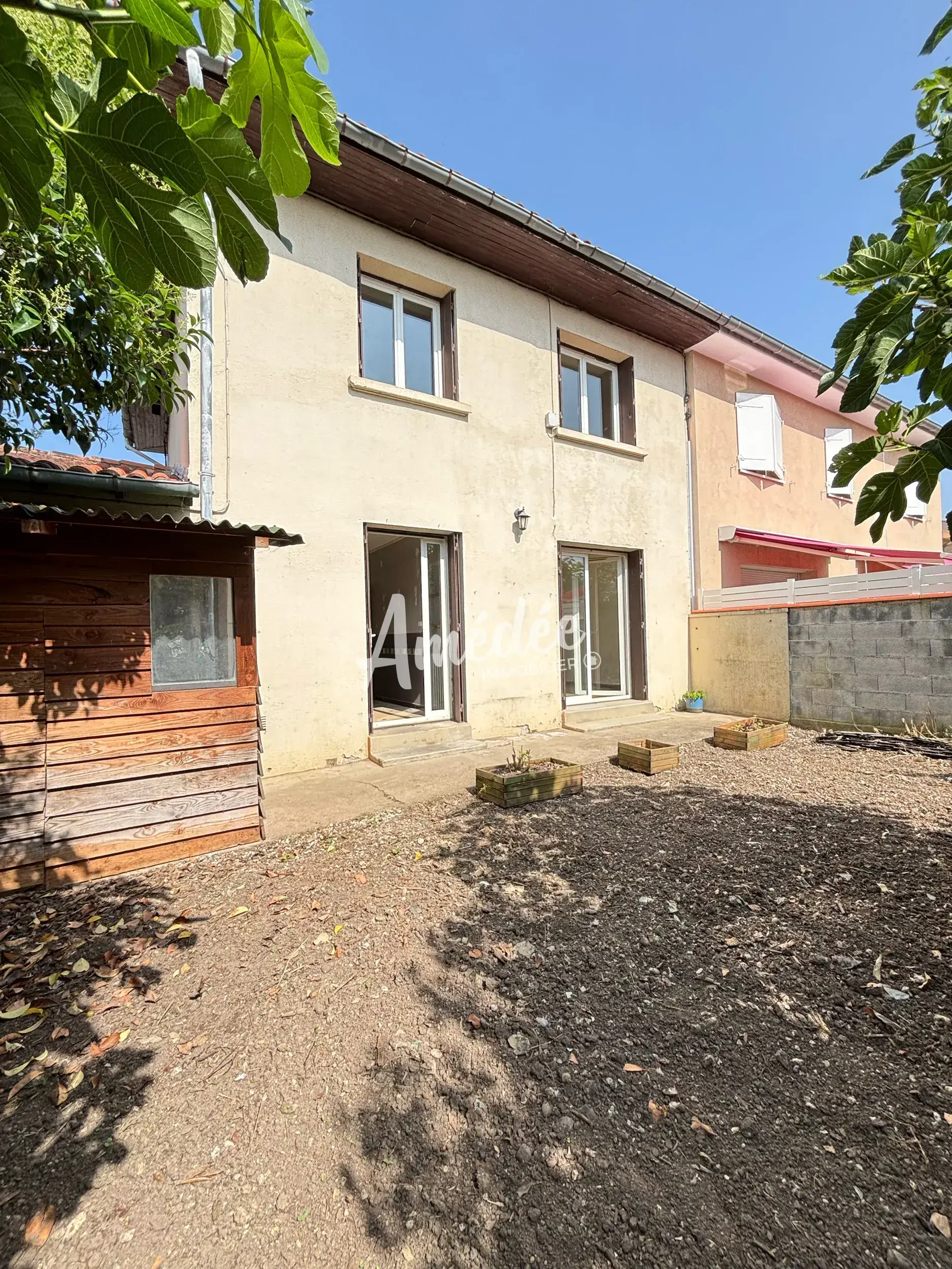 Maison familiale à rénover avec jardin et garage dans le secteur du Stadium à Albi 