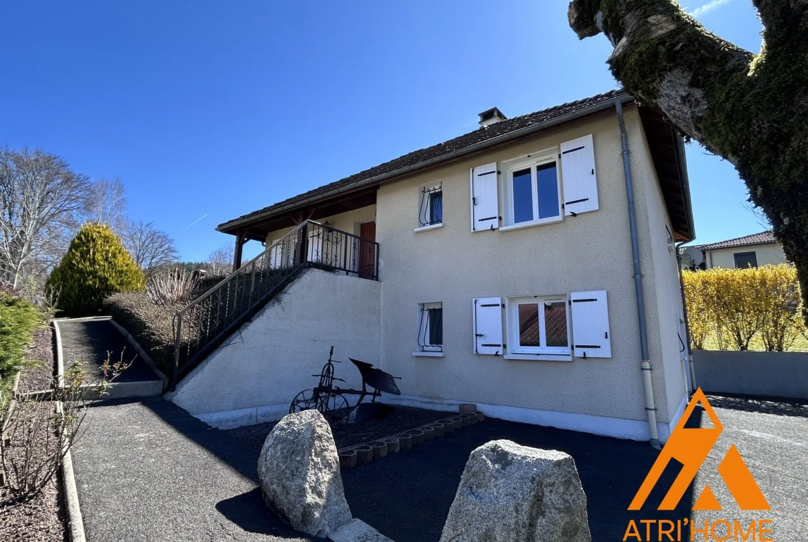 Maison indépendante avec sous-sol et terrain à Arpajon-sur-Cère - 98 m² 