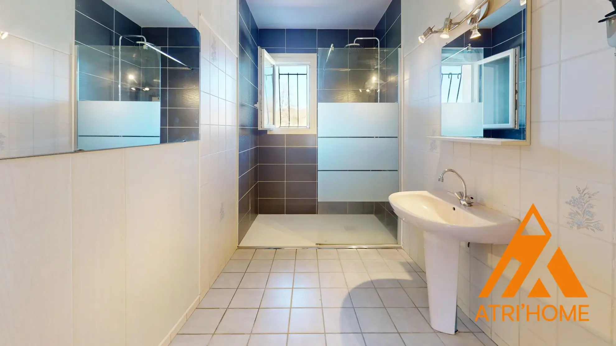 Maison indépendante avec sous-sol et terrain à Arpajon-sur-Cère - 98 m² 