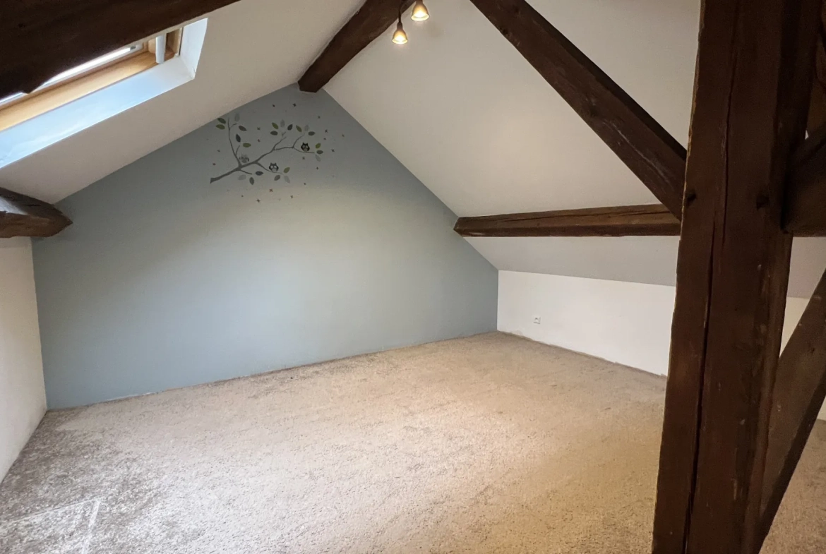 Appartement de caractère avec vue exceptionnelle à Avallon (89) 