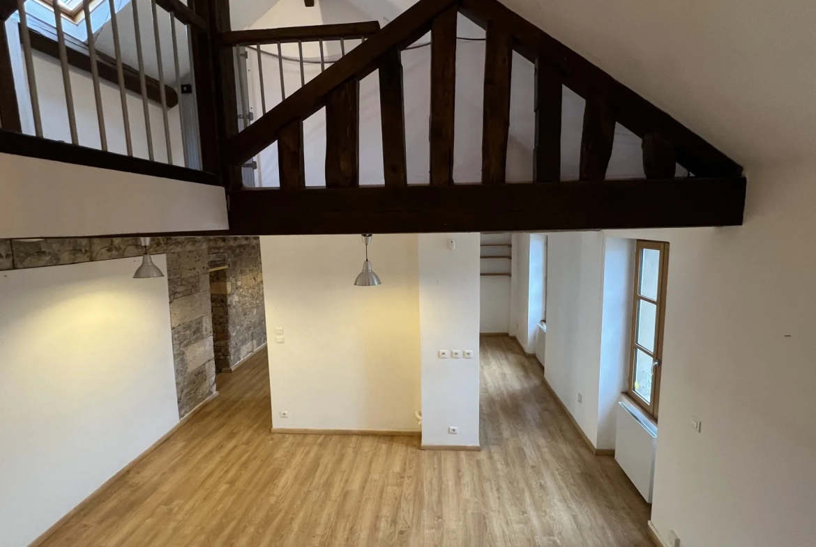 Appartement de caractère avec vue exceptionnelle à Avallon (89) 