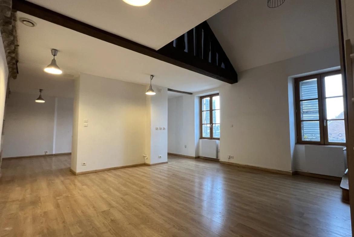Appartement de caractère avec vue exceptionnelle à Avallon (89) 