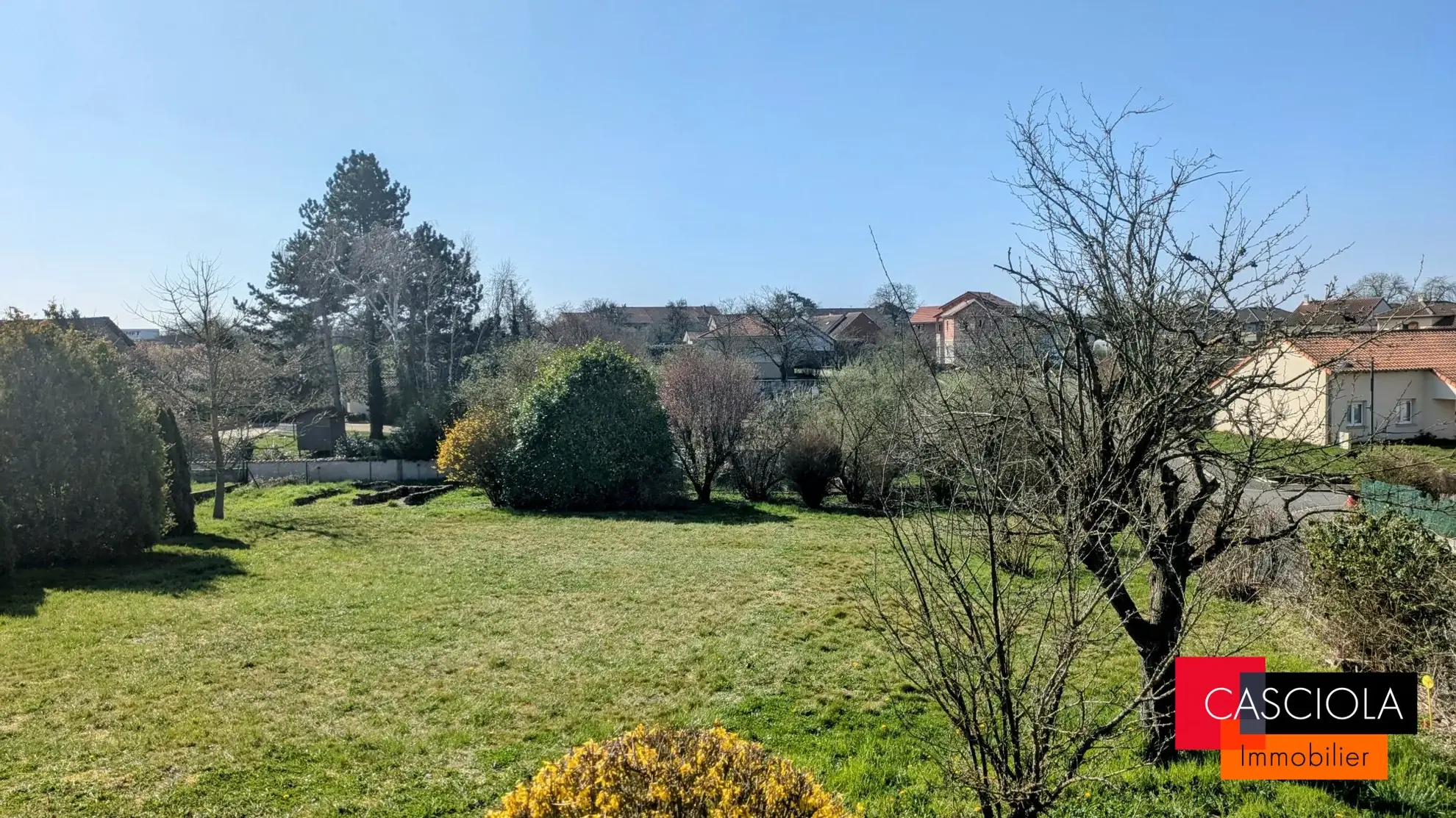 Terrain à Louvigny de 6,81 ares, hors lotissement, libre constructeur 