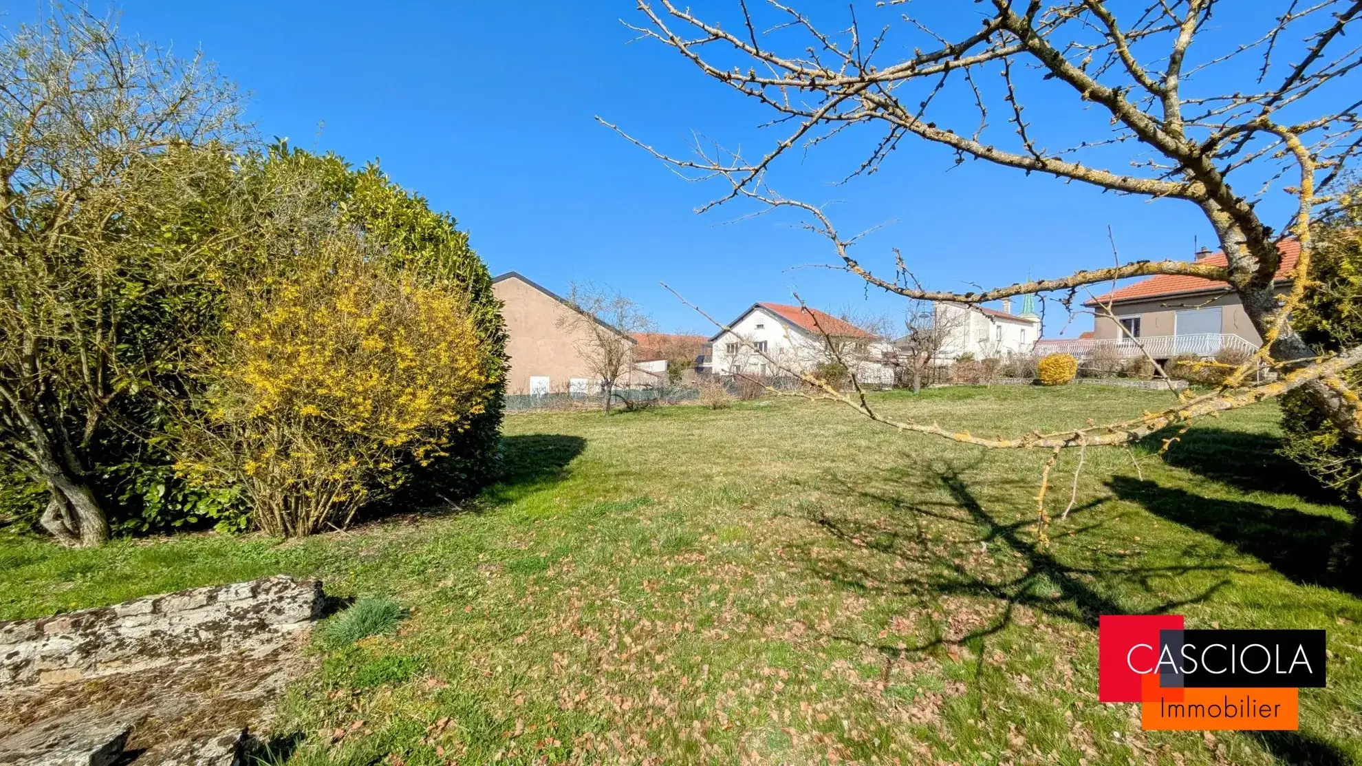 Terrain à Louvigny de 6,81 ares, hors lotissement, libre constructeur 