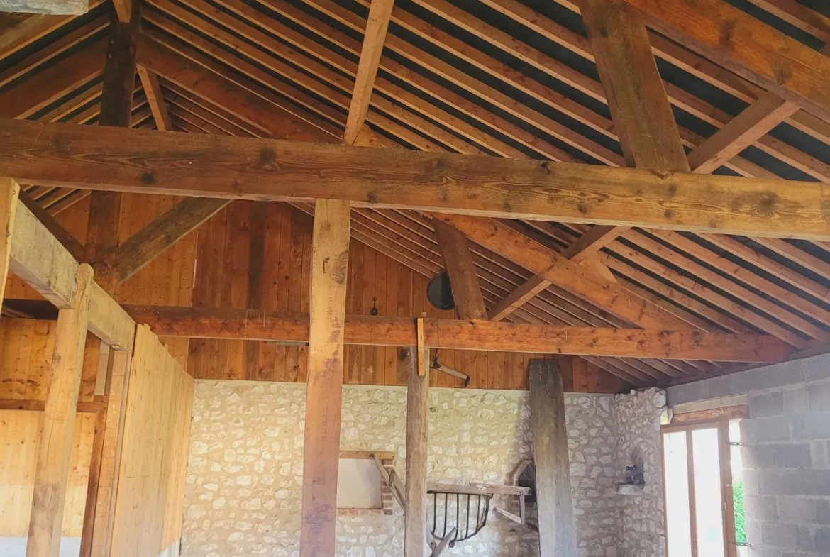 Maison à aménager de 80 m² à Acquigny avec terrain de 800 m² à personnaliser 