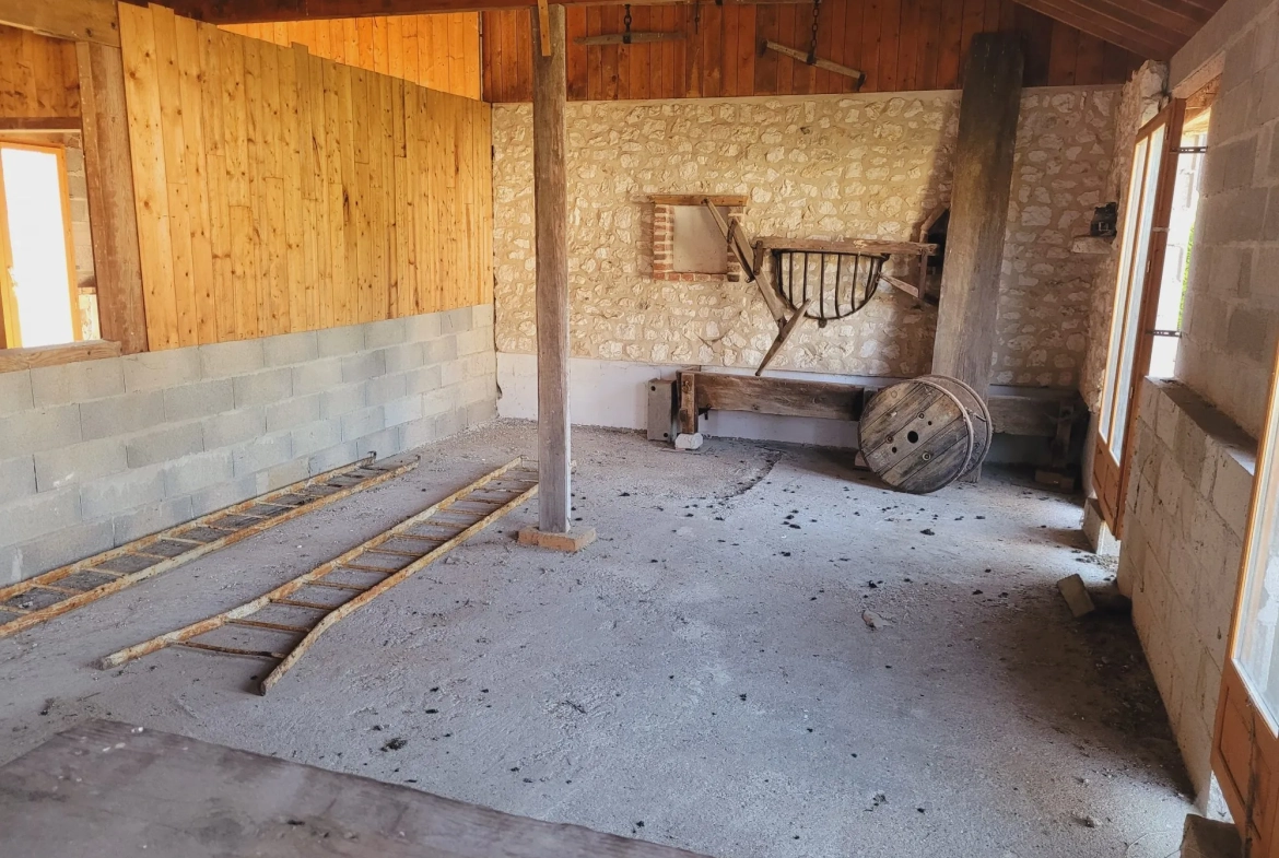Maison à aménager de 80 m² à Acquigny avec terrain de 800 m² à personnaliser 