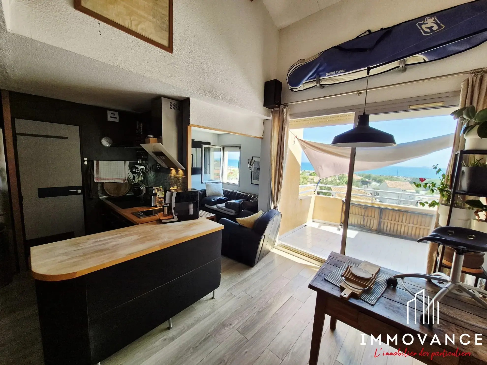 espace salle à manger  Appartement Type 2 avec Vue Mer à Frontignan Plage 