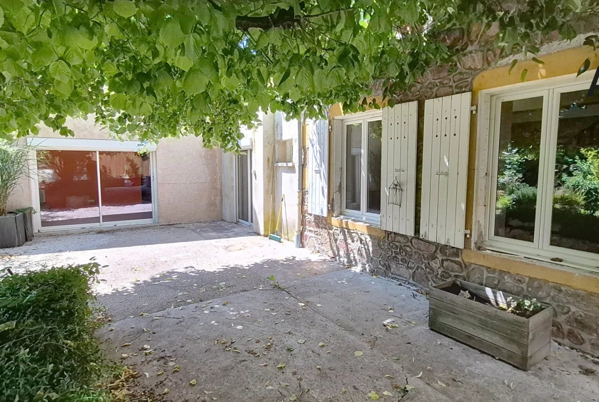 Maison 4 chambres avec terrain à vendre à Chauffailles 
