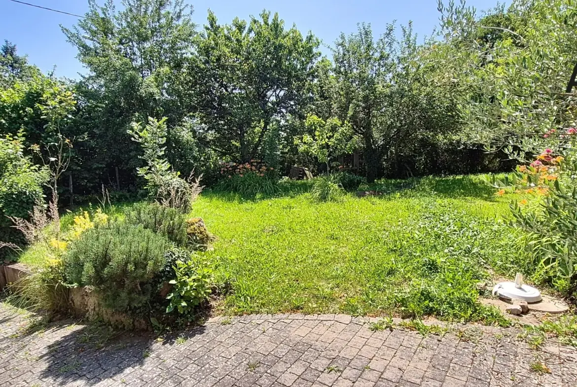 Maison 4 chambres avec terrain à vendre à Chauffailles 
