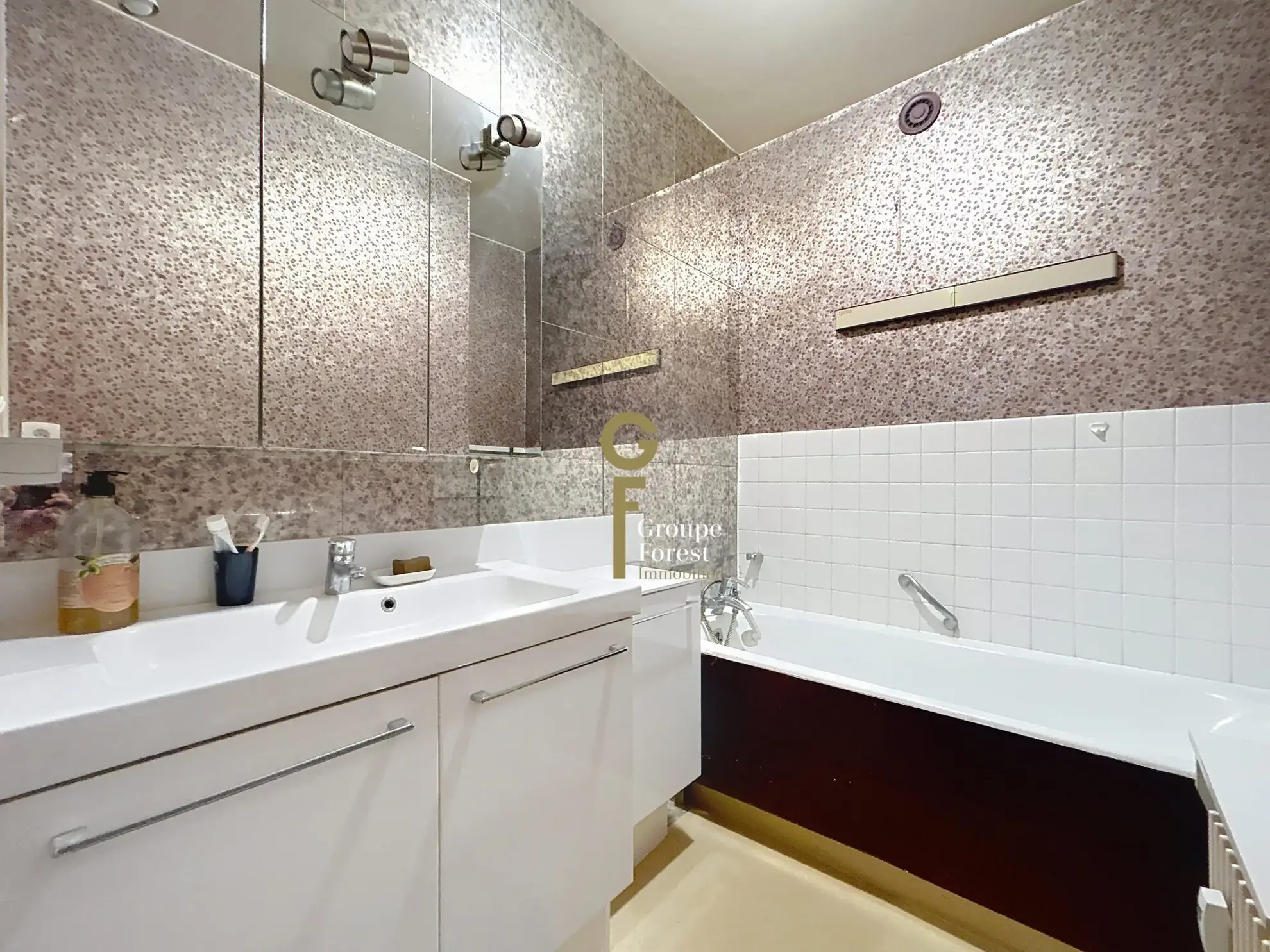 Appartement 2 pièces lumineux avec balcon à Barbieux, proche Lille 