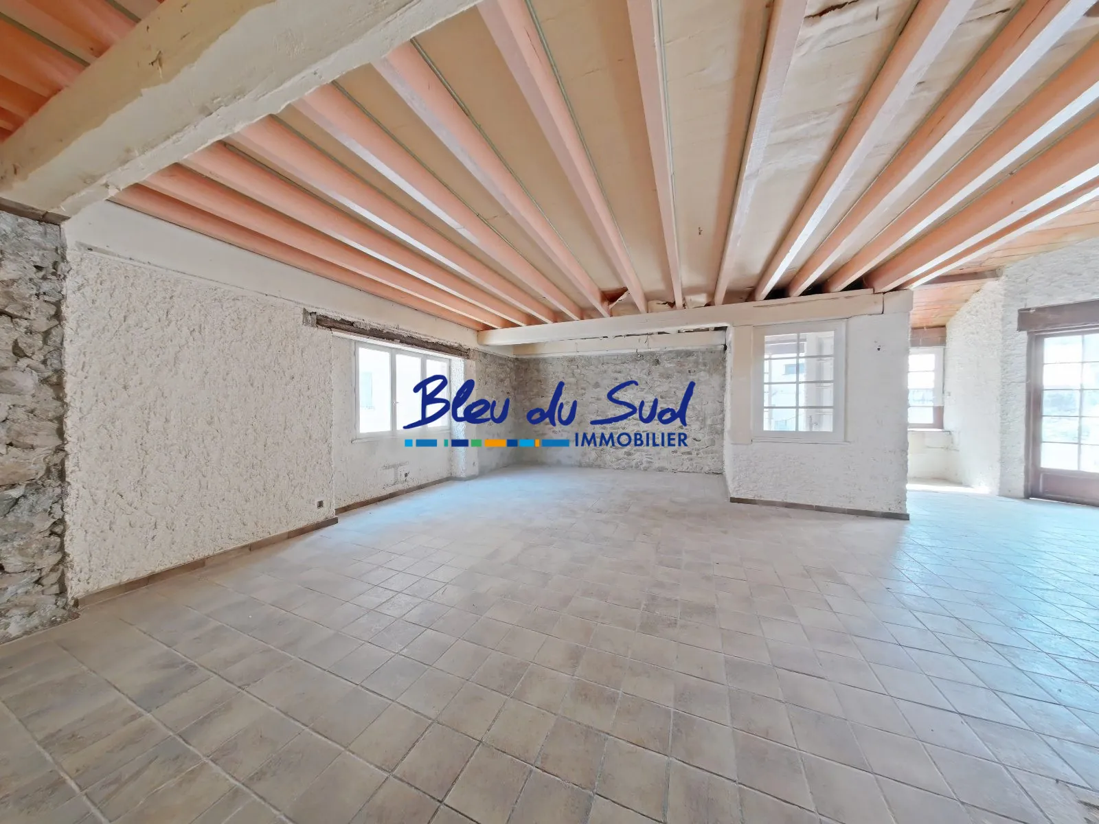 Grand appartement à rénover avec jardin et garage à Vernet-les-Bains - 180 m² 