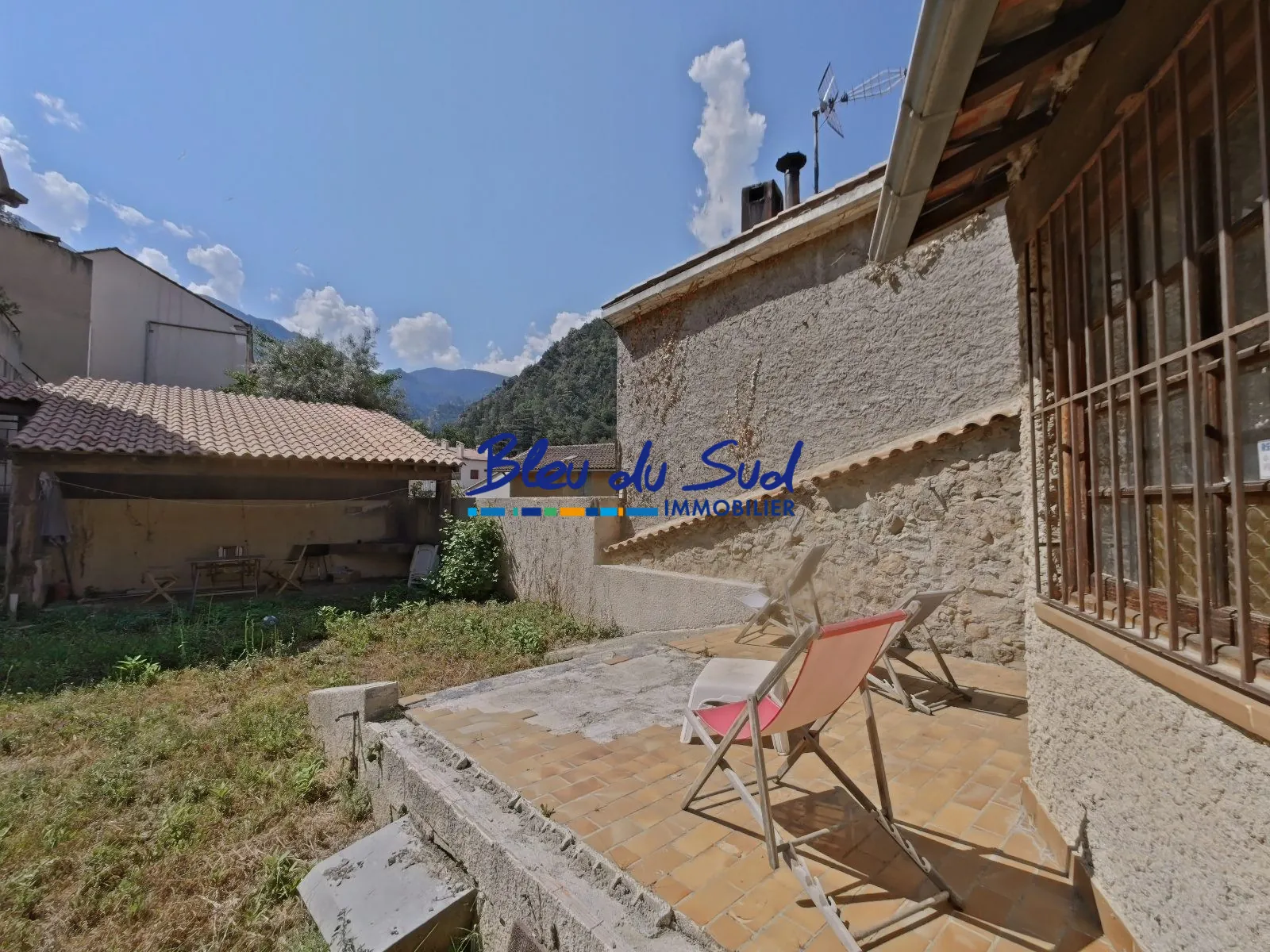 Grand appartement à rénover avec jardin et garage à Vernet-les-Bains - 180 m² 