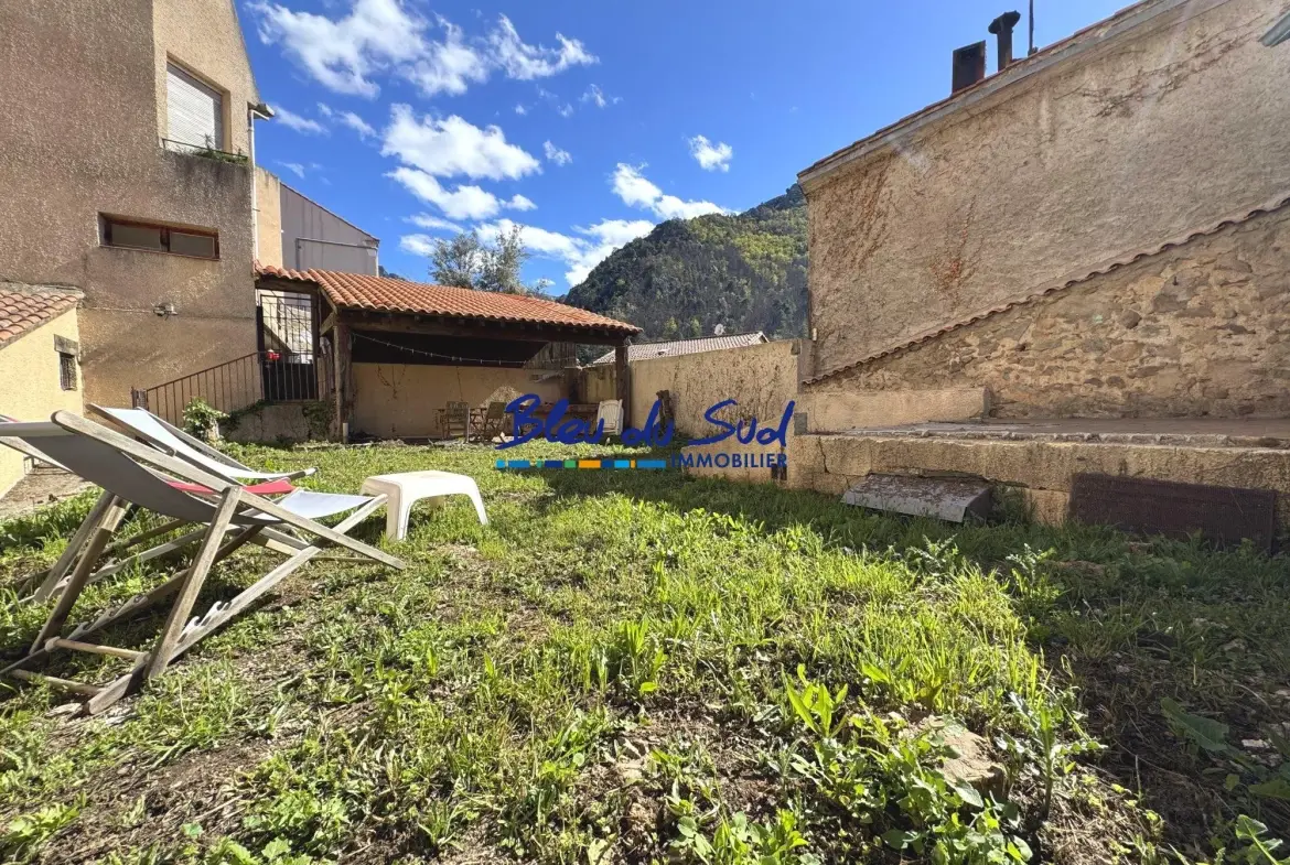 Grand appartement à rénover avec jardin et garage à Vernet-les-Bains - 180 m² 