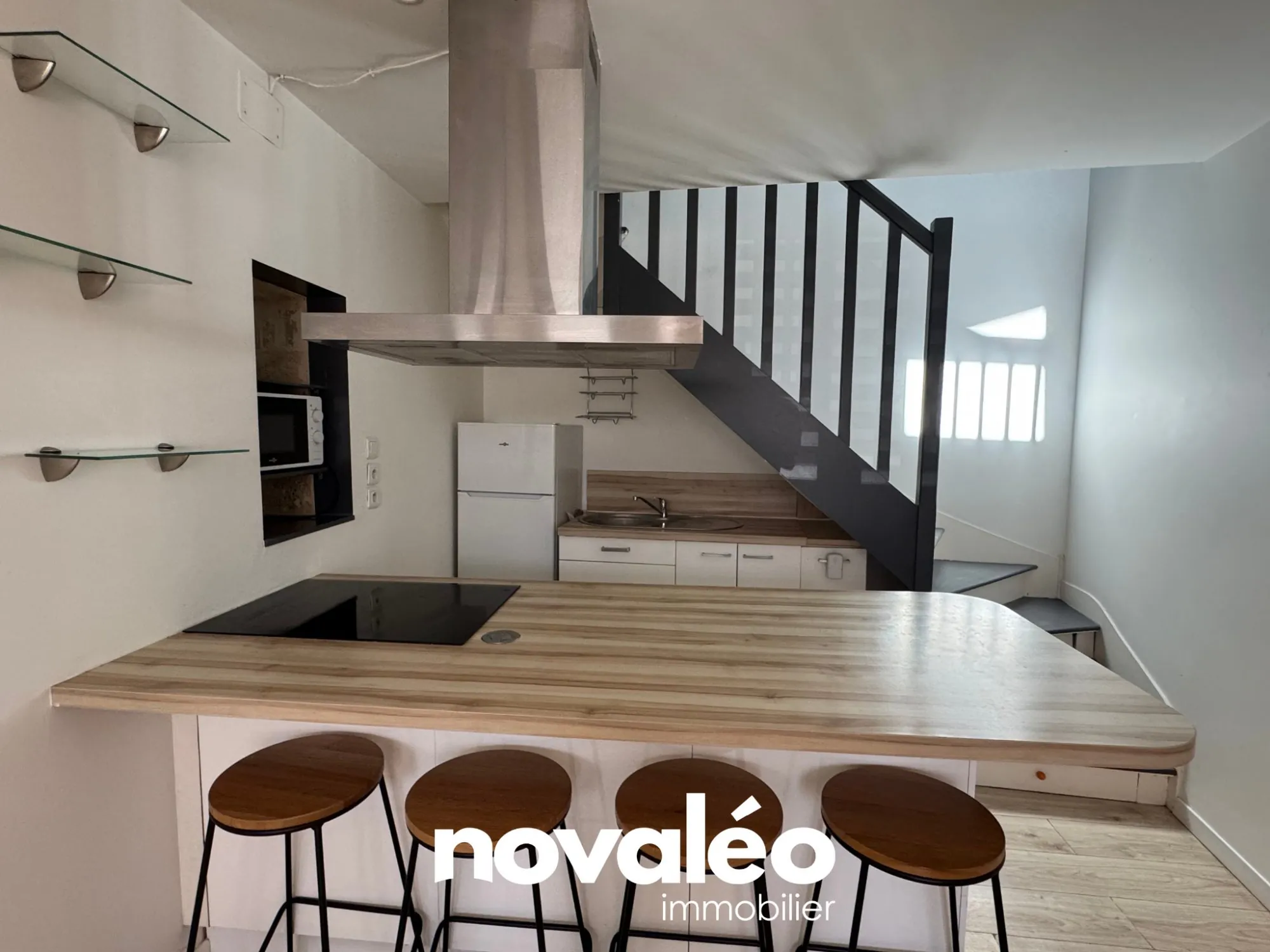 Maison à vendre à Poitiers avec grand garage et emplacement central 