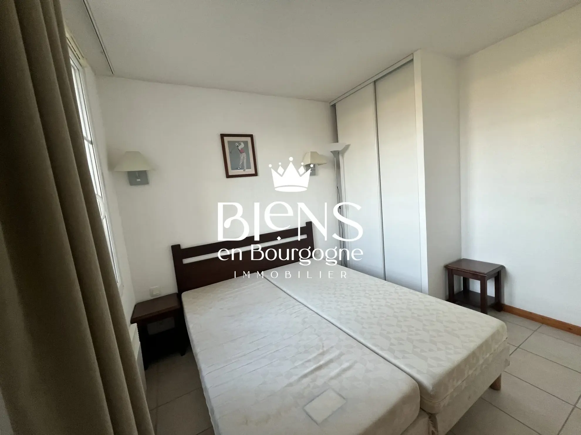 Appartement 2 bis avec terrasse et piscine dans résidence touristique près de Beaune 