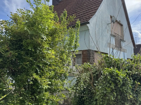 Maison à rénover avec jardin et garage à Hohwiller, Soultz-sous-Forêts