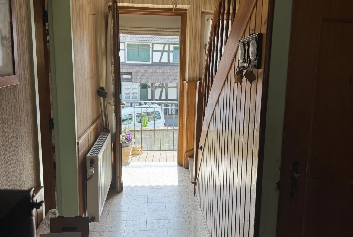 Maison à rénover avec jardin et garage à Hohwiller, Soultz-sous-Forêts 