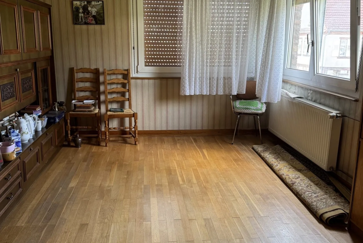 Maison à rénover avec jardin et garage à Hohwiller, Soultz-sous-Forêts 