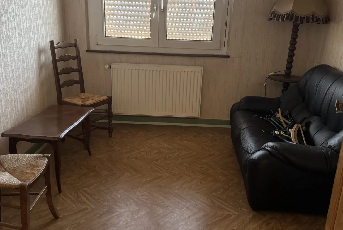 Maison à rénover avec jardin et garage à Hohwiller, Soultz-sous-Forêts 