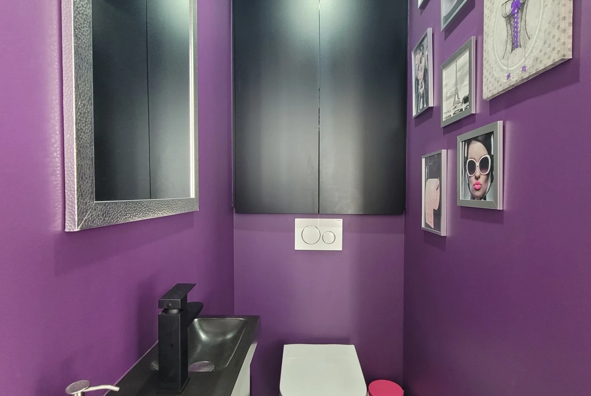 Appartement duplex rénové de 98 m² avec terrasse à Misérieux 