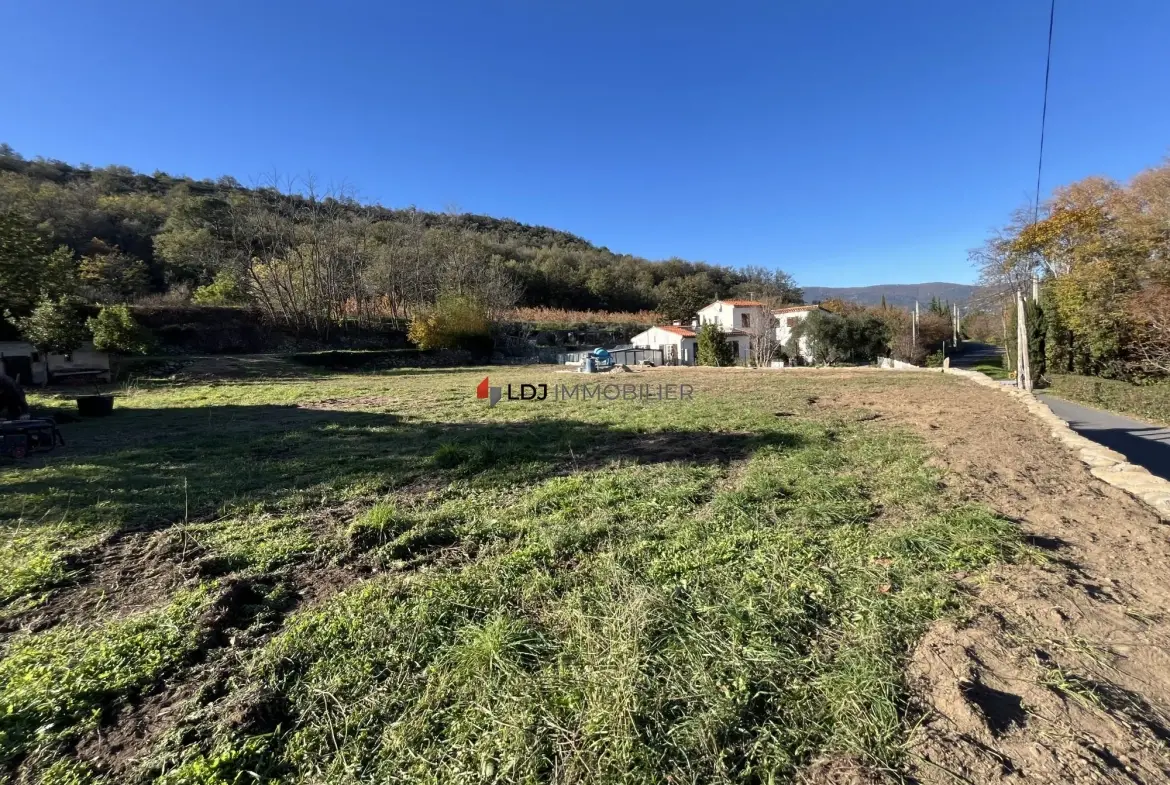 Terrain de 1950 m² à Finestret – Opportunité à saisir dans un cadre paisible 