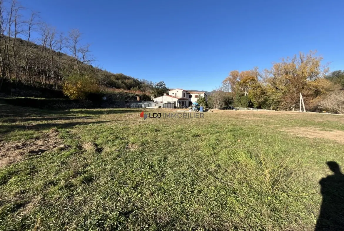 Terrain de 1950 m² à Finestret – Opportunité à saisir dans un cadre paisible 