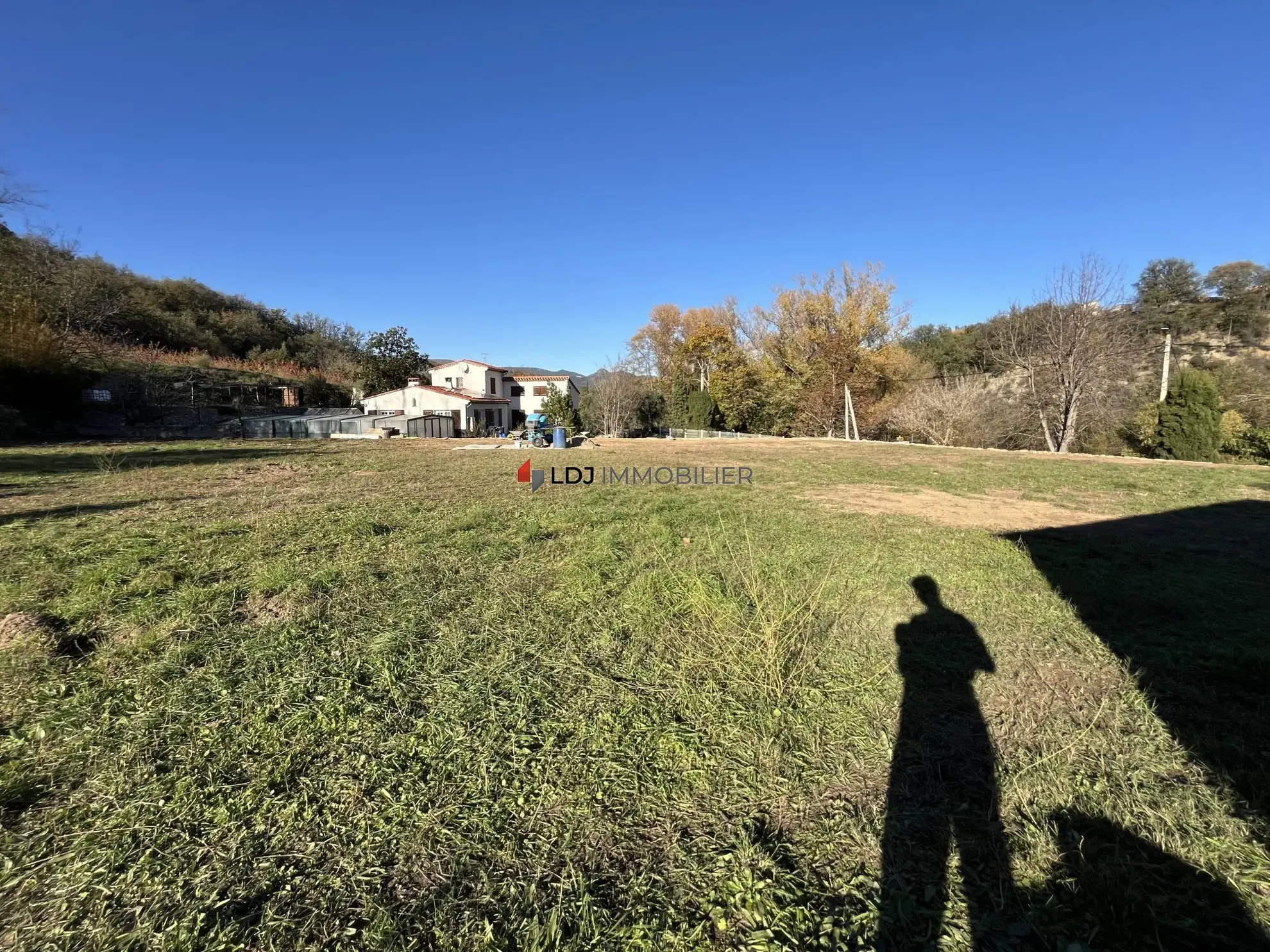 Terrain de 1950 m² à Finestret – Opportunité à saisir dans un cadre paisible 
