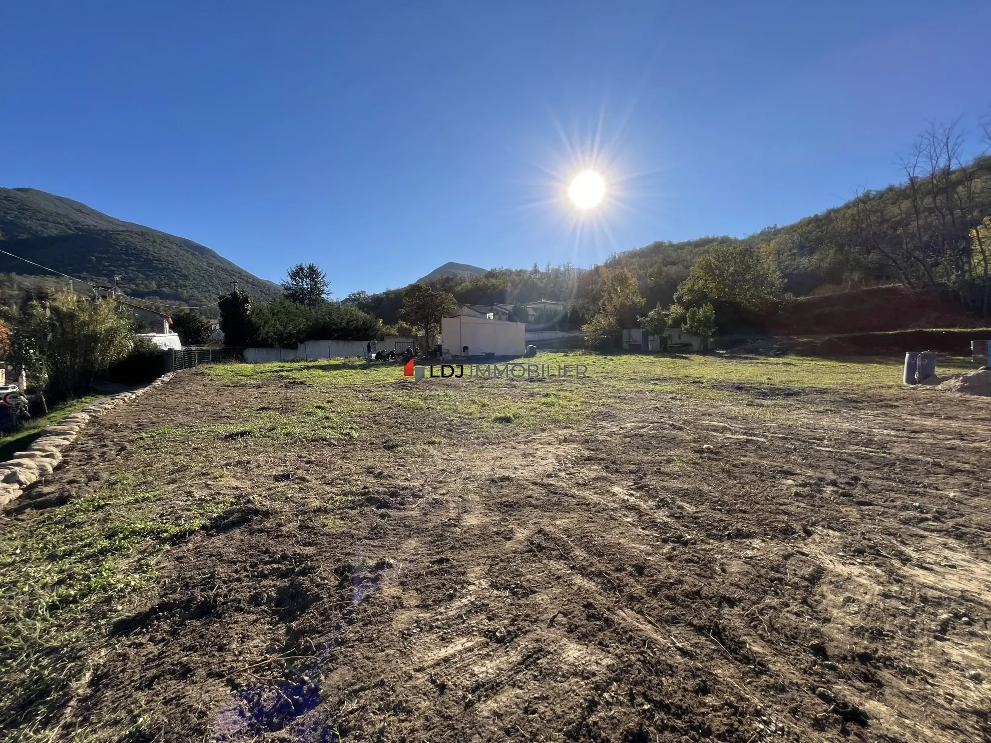Terrain de 1950 m² à Finestret – Opportunité à saisir dans un cadre paisible 