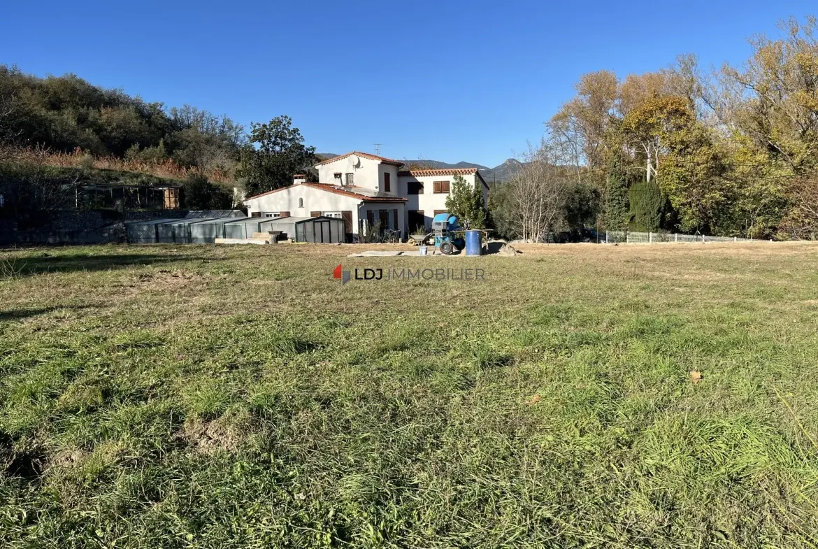 Terrain de 1950 m² à Finestret – Opportunité à saisir dans un cadre paisible 