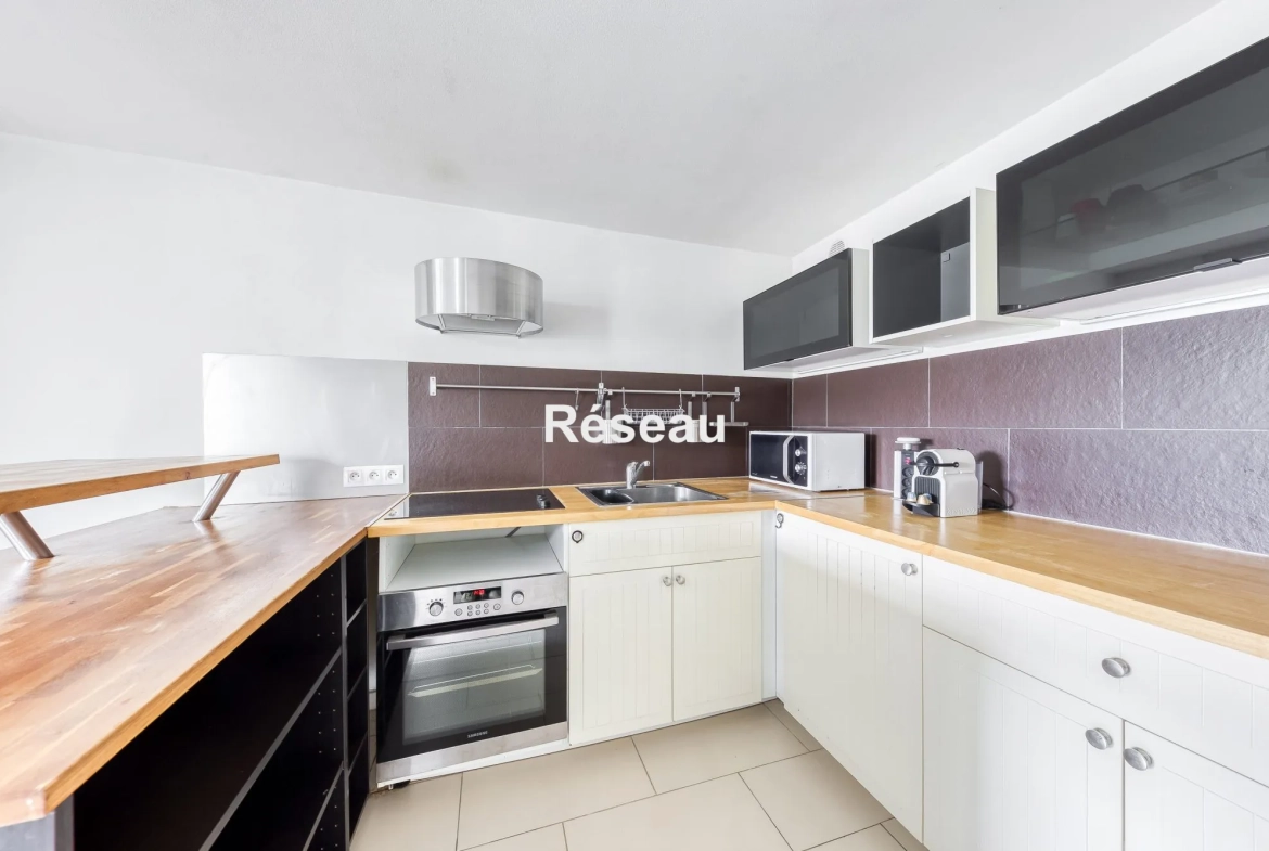 Appartement 2 pièces avec jardin et vue panoramique à Saclay 