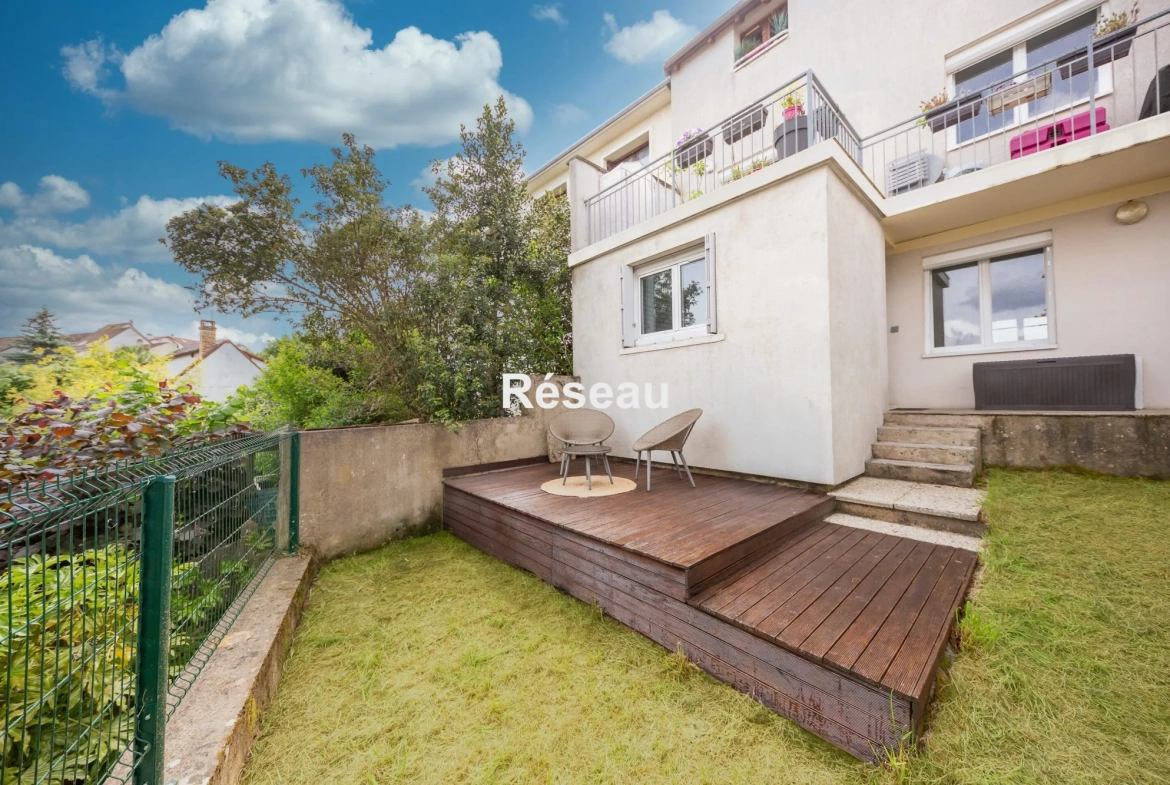 Appartement 2 pièces avec jardin et vue panoramique à Saclay 