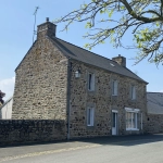 Maison en pierre avec jardin clos et potentiel de rénovation à Plouec-du-Trieux