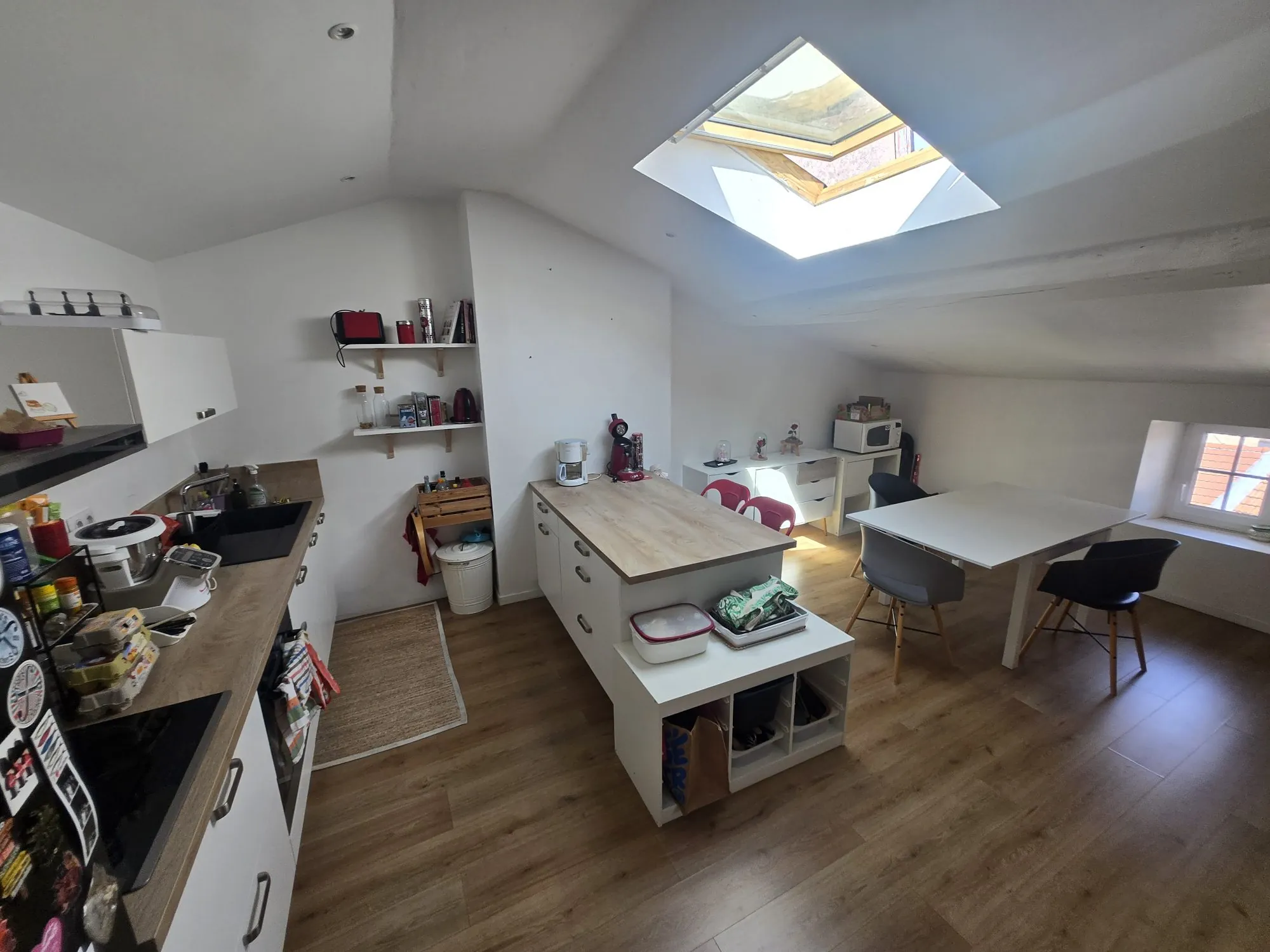 Bel appartement T3 duplex rénové à Toul en centre-ville 