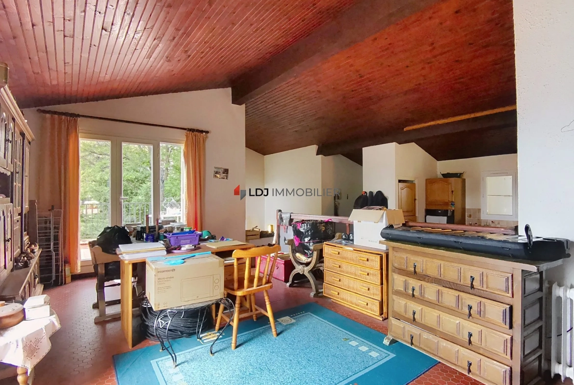 Belle maison 93 m² avec vue à Vernet-les-Bains, prête à vivre 