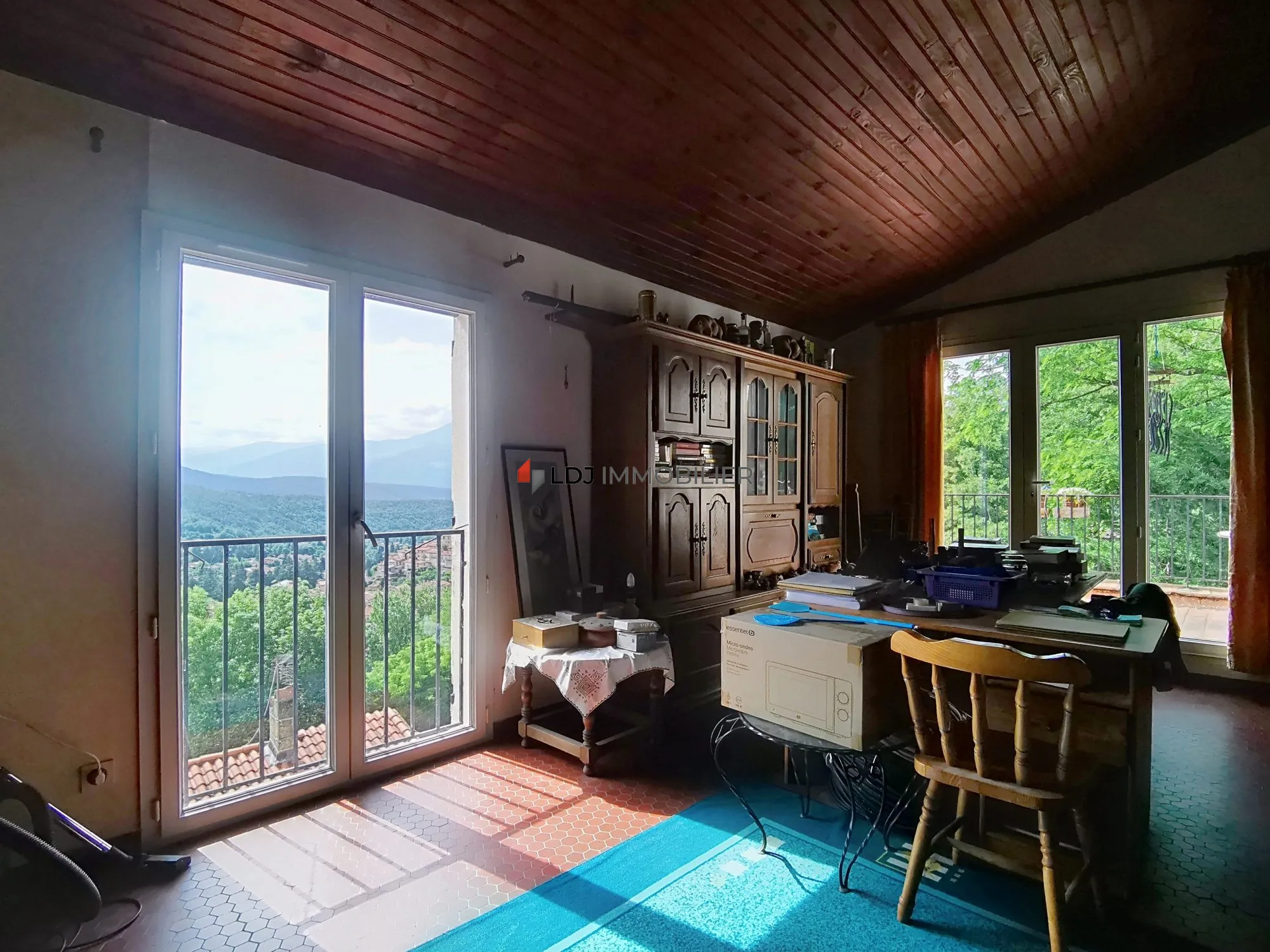 Belle maison 93 m² avec vue à Vernet-les-Bains, prête à vivre 