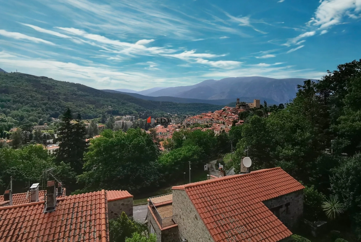 Belle maison 93 m² avec vue à Vernet-les-Bains, prête à vivre 