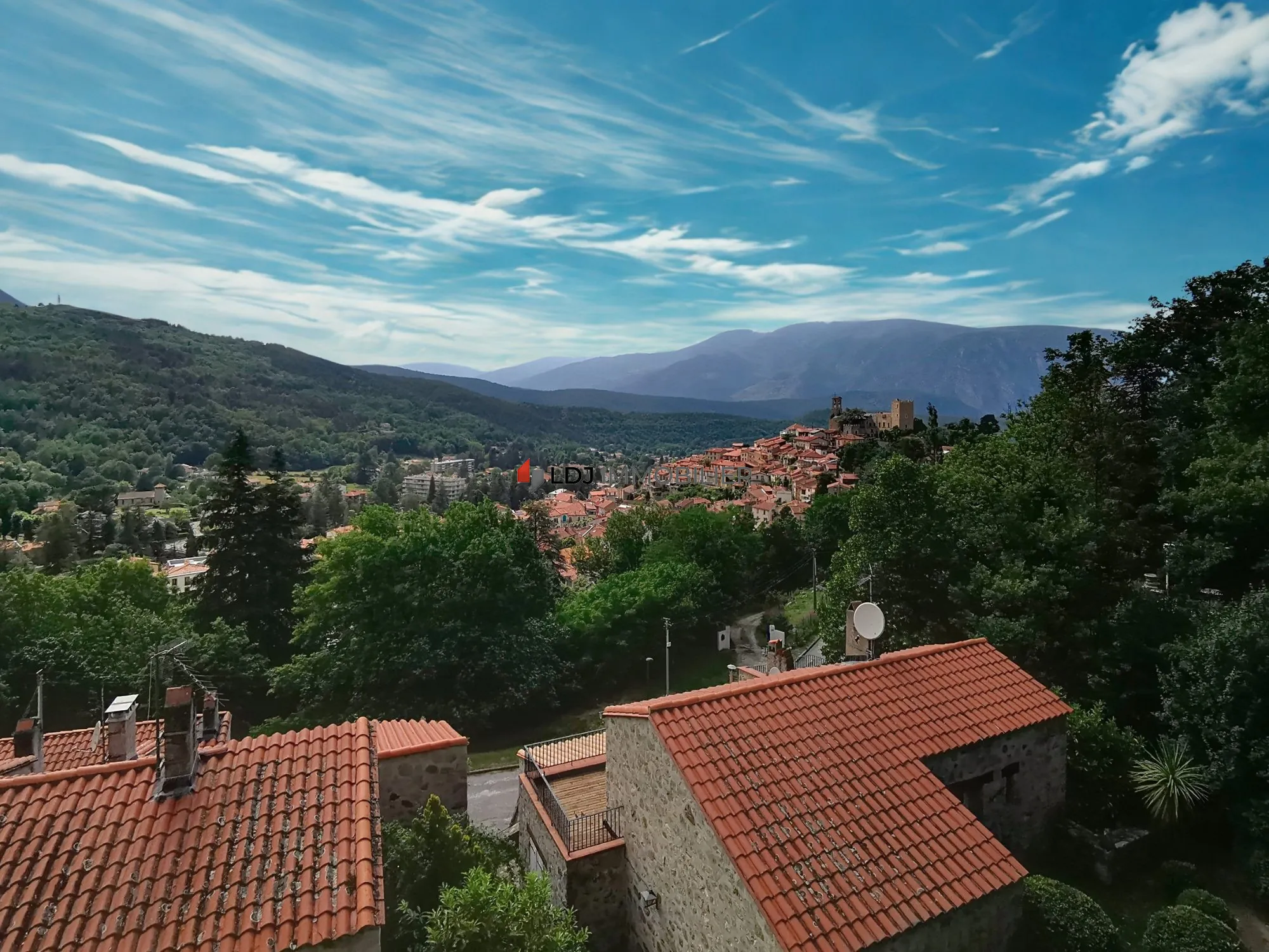 Belle maison 93 m² avec vue à Vernet-les-Bains, prête à vivre 