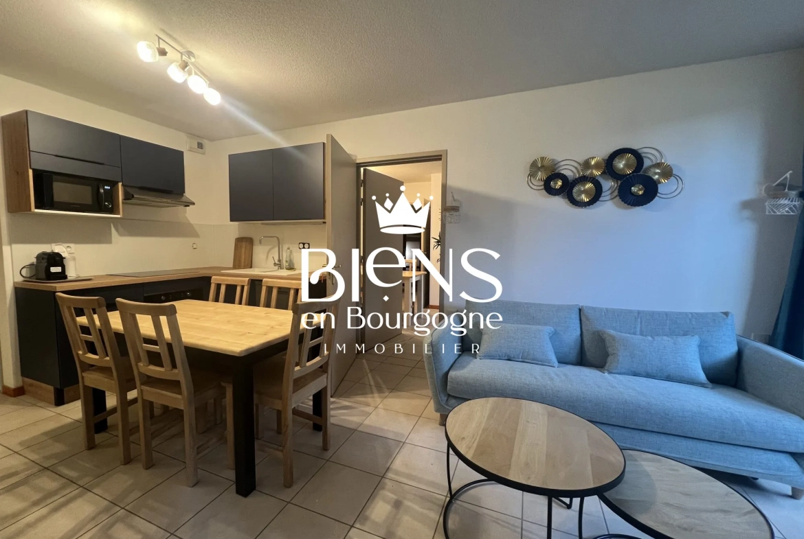 SEJOUR CUISINE Appartement en Rez-de-Chaussée avec Terrasse et Piscine à Beaune 