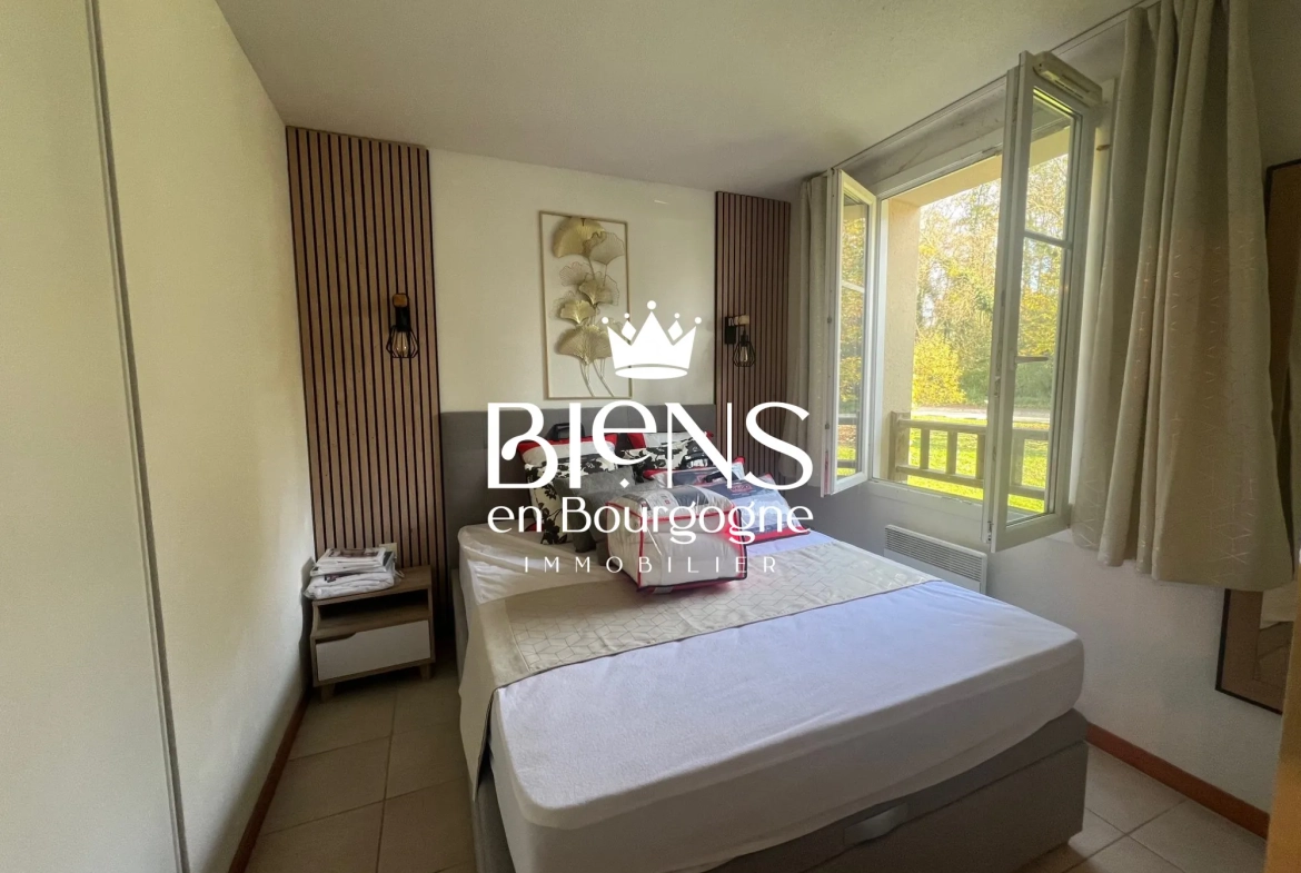 CHAMBRE Appartement en Rez-de-Chaussée avec Terrasse et Piscine à Beaune 