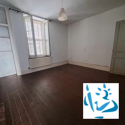 Ensemble immobilier à vendre à Margut, idéal investisseur avec maison et deux appartements 