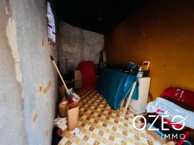 Maison de village à rénover de 75 m² à Millas avec 3 chambres et bureau 