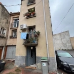 Maison de village à rénover de 75 m² à Millas avec 3 chambres et bureau