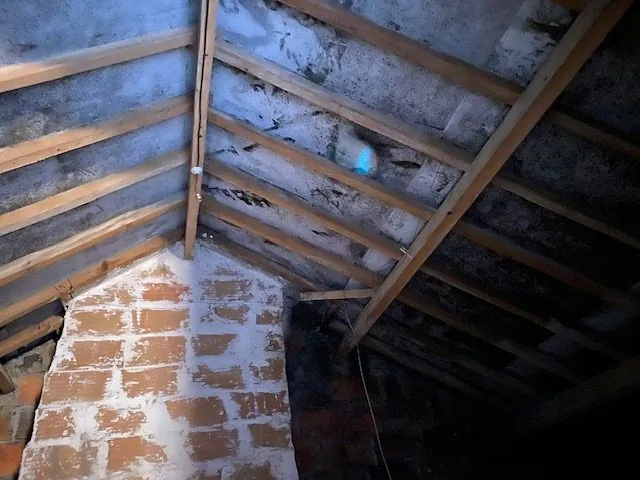 Maison à vendre à Saint-Cosme-en-Vairais avec 4 chambres, jardin et dépendances 