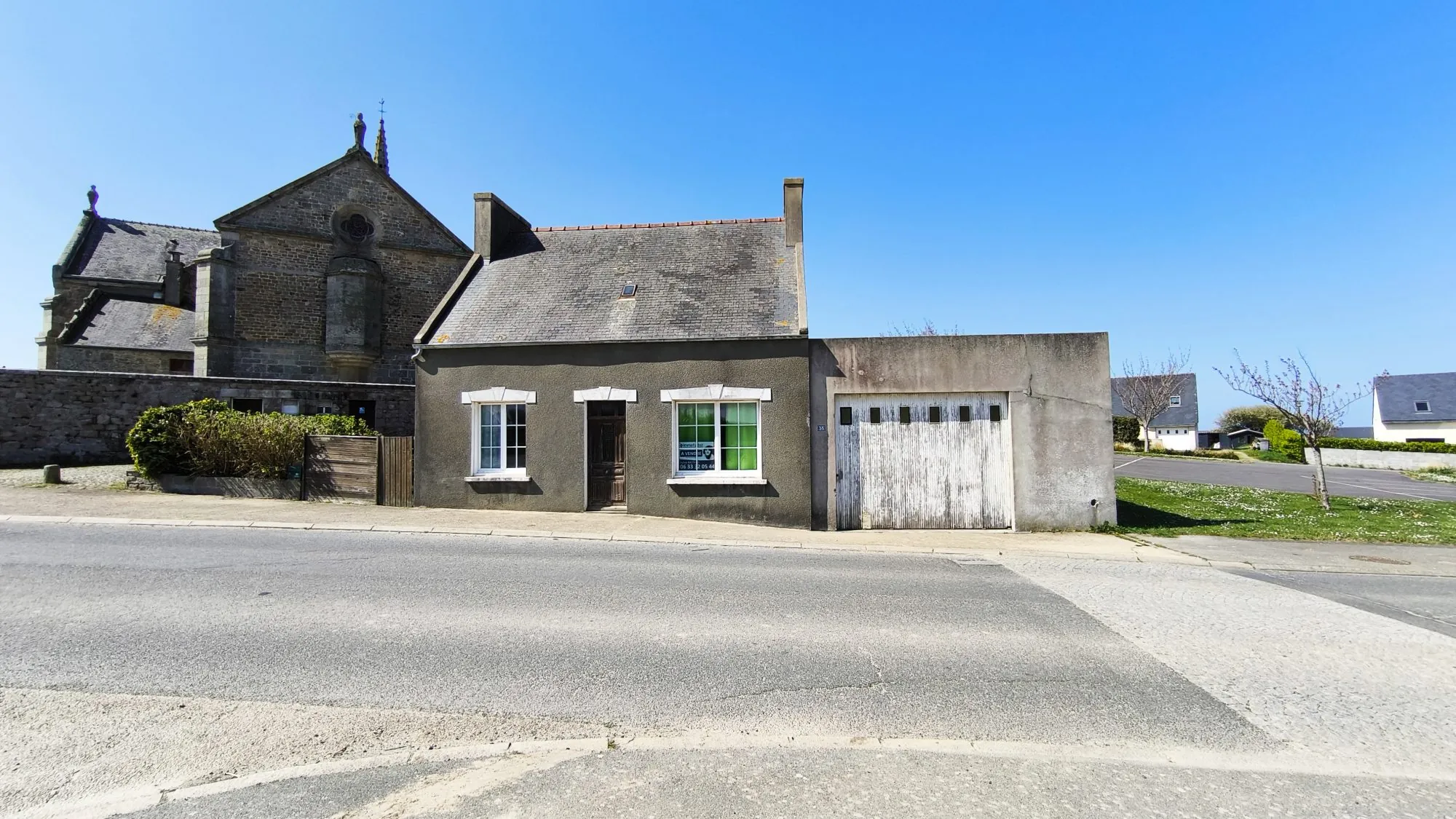 Maison avec hangar à vendre à Plougoulm, Bretagne - 93 m² 