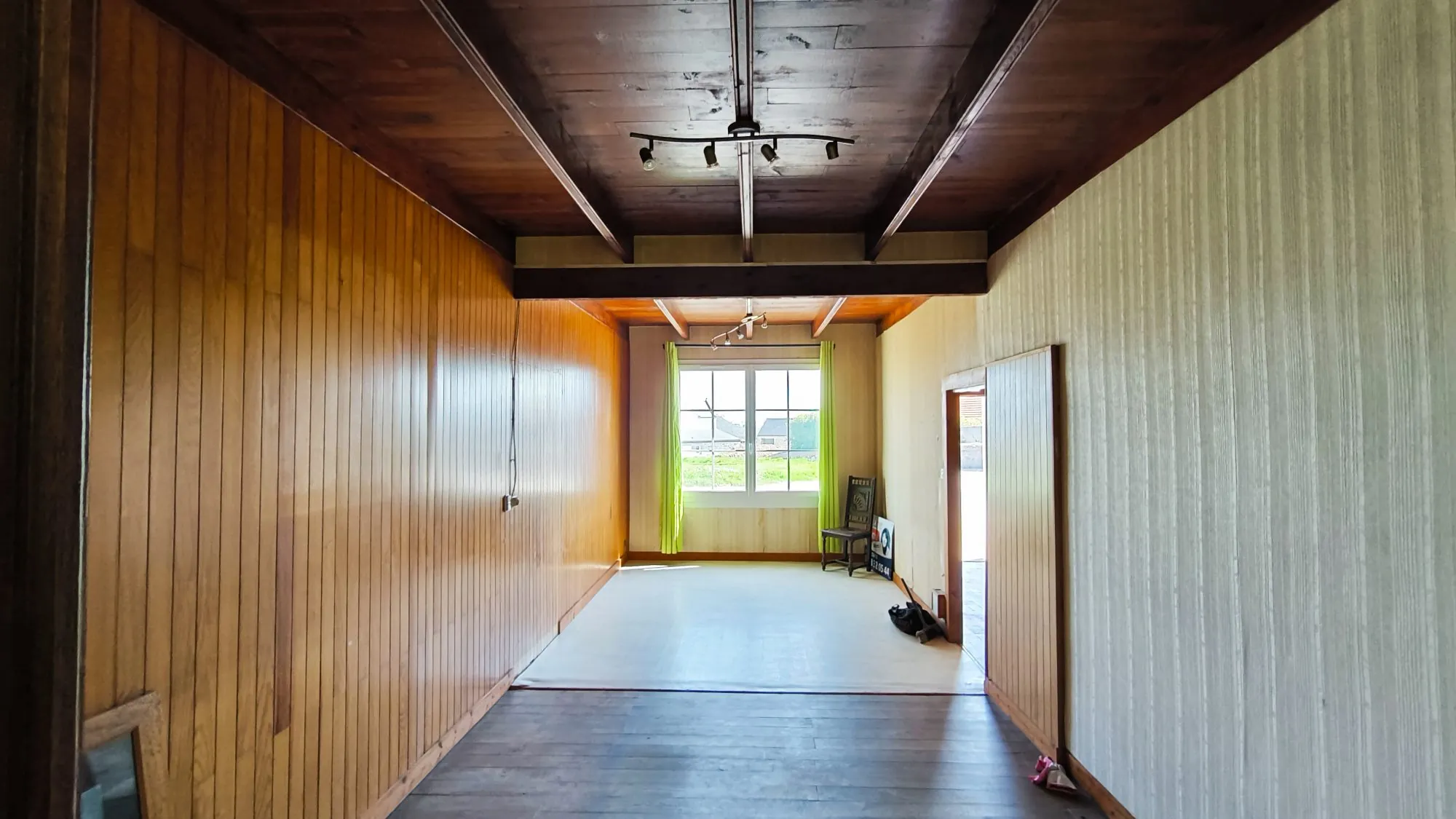 Maison avec hangar à vendre à Plougoulm, Bretagne - 93 m² 