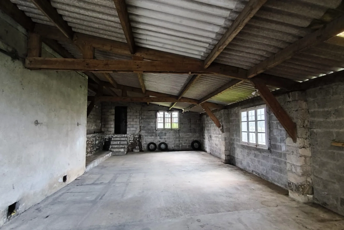 Maison avec hangar à vendre à Plougoulm, Bretagne - 93 m² 