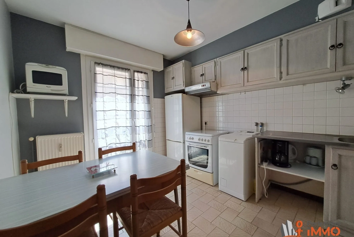Appartement T2 de 48m² avec cave et ascenseur à Saint-Etienne 
