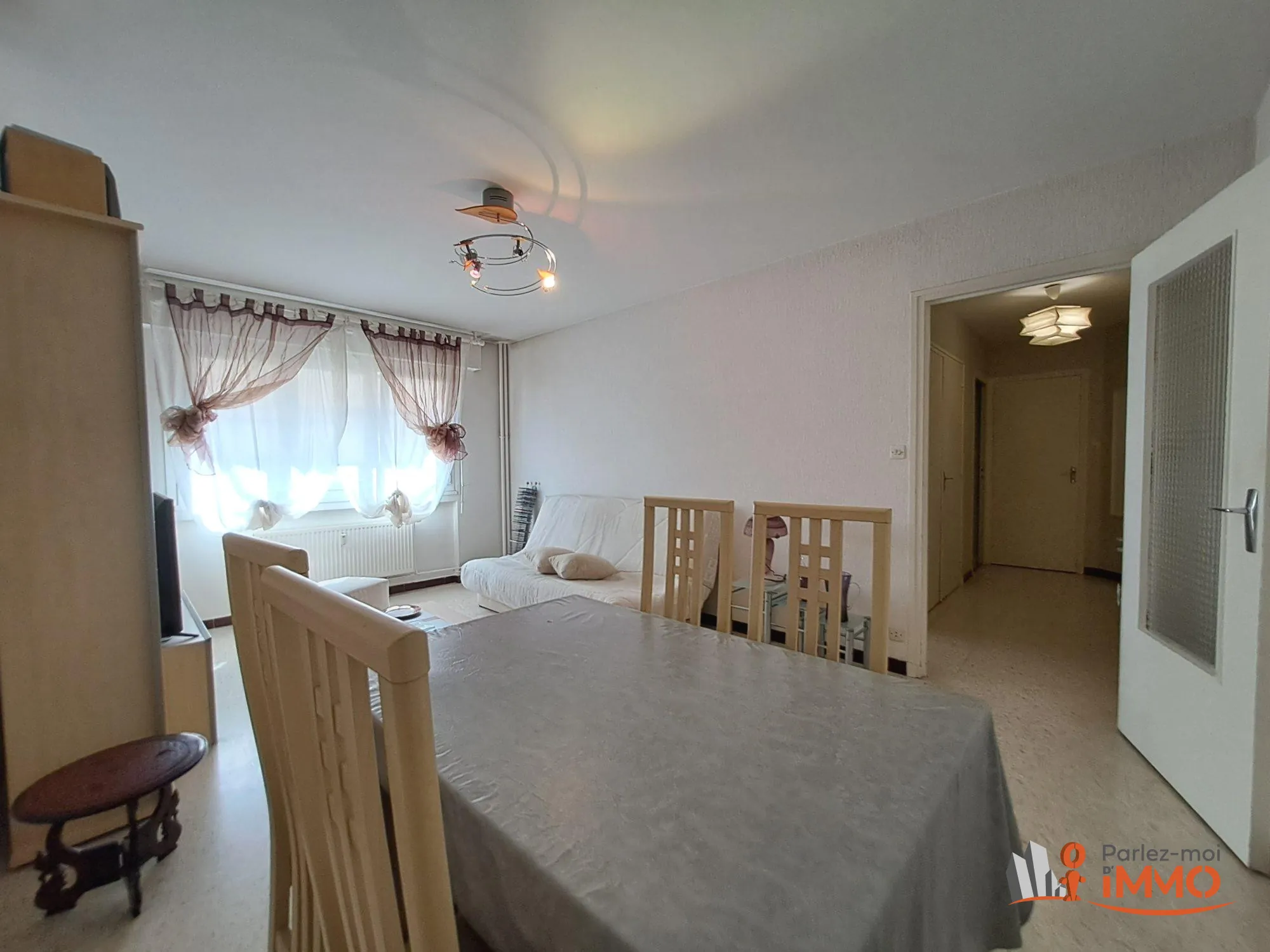 Appartement T2 de 48m² avec cave et ascenseur à Saint-Etienne 