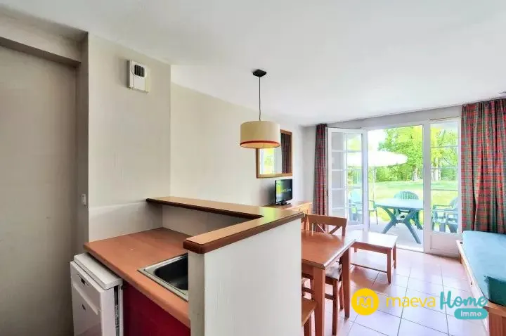 Appartement duplex avec jardin et piscine à Monflanquin 